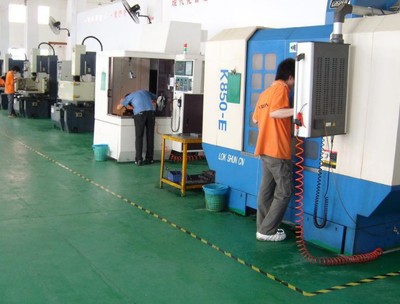 东莞长安模具厂 塑胶模具制造与精密加工